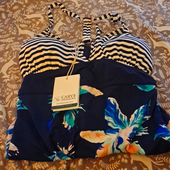 Other - BOTIQUE SWIMSUIT SIZE LARGE WITH SMALL PADS